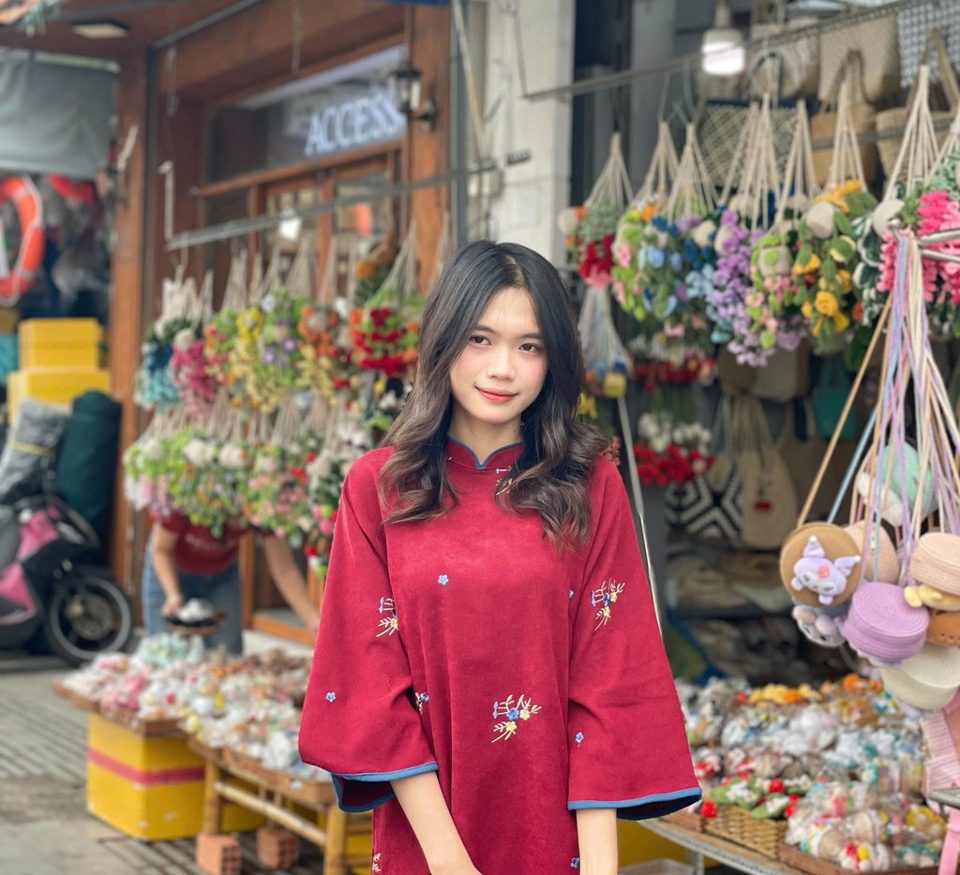 Ảnh chân dung Trương Lệ Hằng